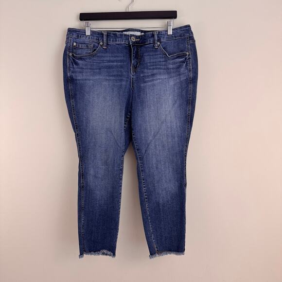 Torrid Jeans Women's 18R Skinny Ankle High-Rise Plus Size Medium Wash Blue Denim - Picture 1 of 12